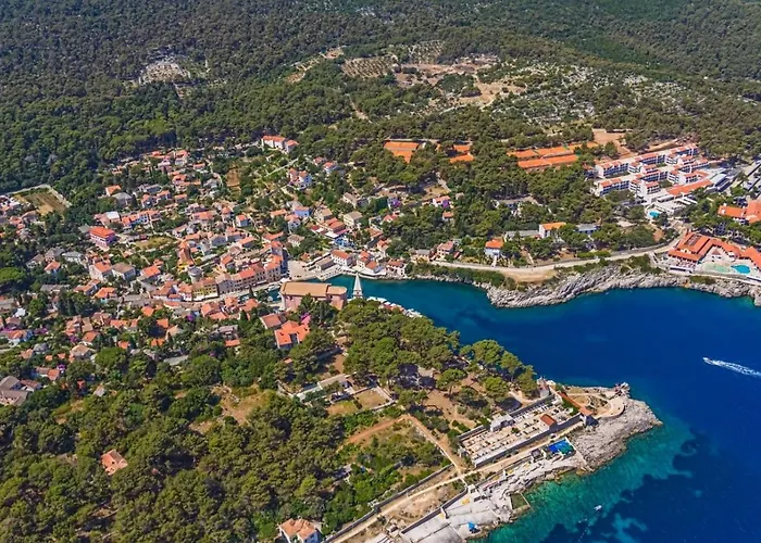 In With Sea View Terrace, Air Conditioning Wifi 4927-1 Mali Losinj
