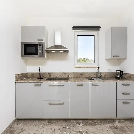 דירה In With Sea View Terrace, Air Conditioning Wifi 4927-1 מאלי לוסיניי